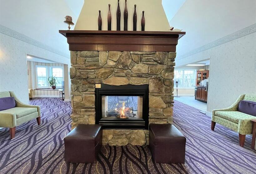 Smart Suites, Ascend Hotel Collection