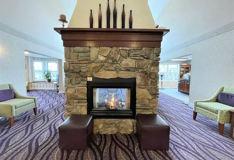 Smart Suites, Ascend Hotel Collection