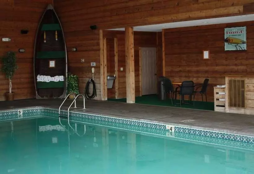 בית מלון כפרי The Lodge At Crooked Lake