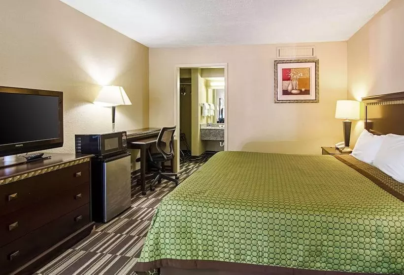 ホテル Travel Inn Bristol Near State Street