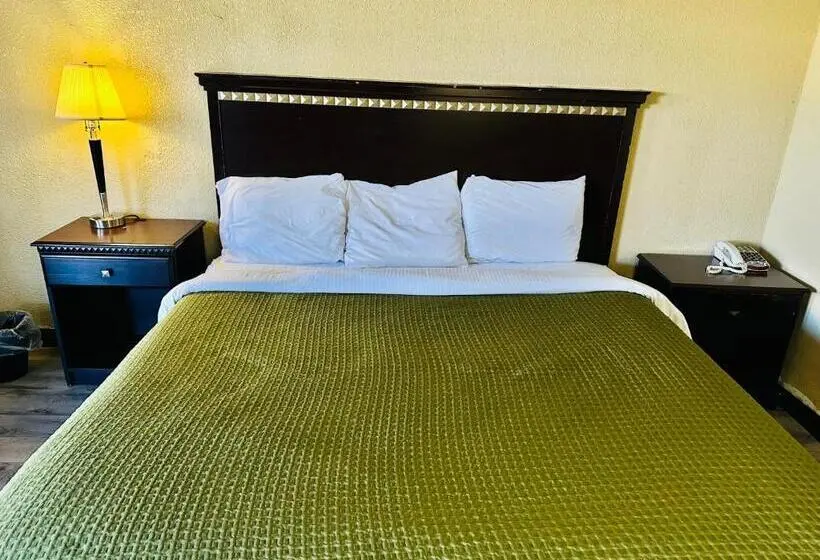 ホテル Travel Inn Bristol Near State Street
