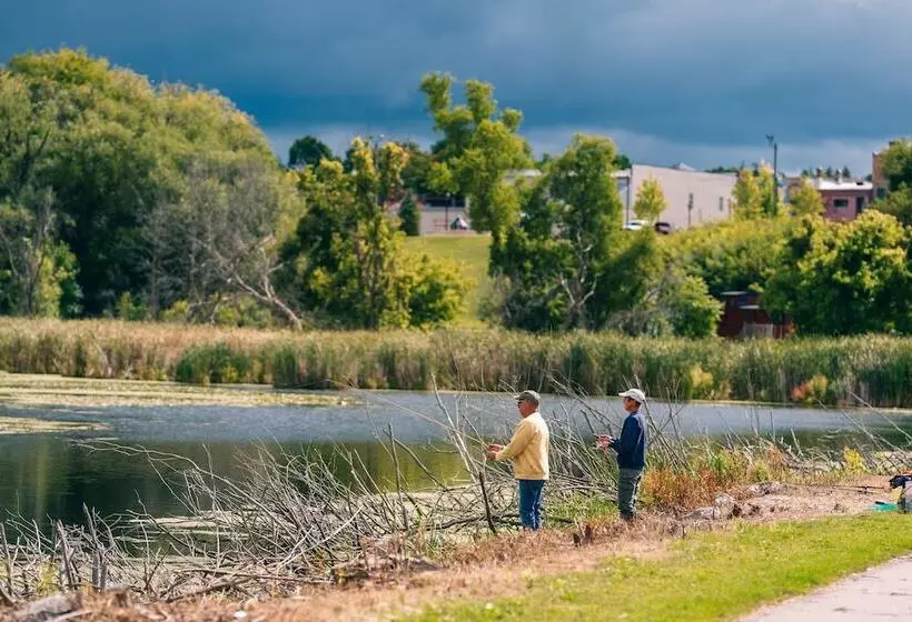 호텔 Weathervane Inn