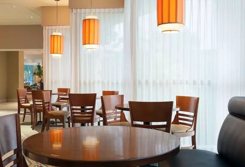 هتل West Palm Beach Marriott