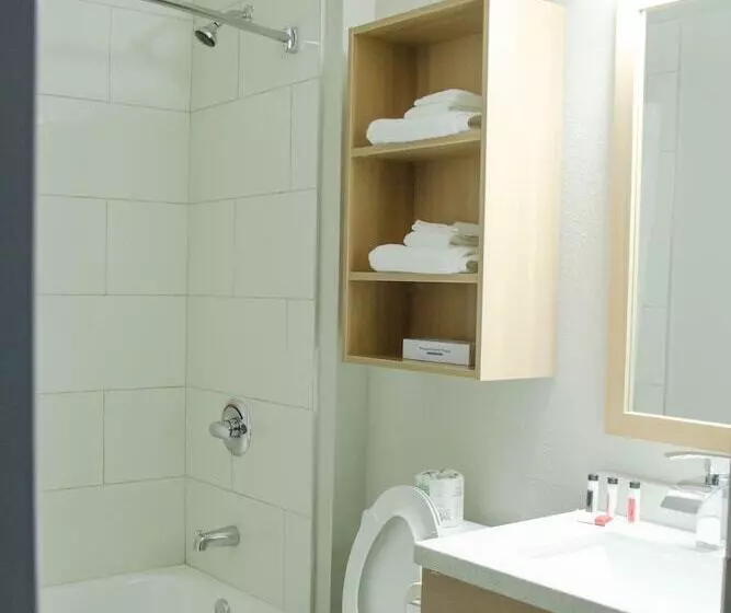 Microtel Inn & Suites By Wyndham Camp Lejeune/jacksonville