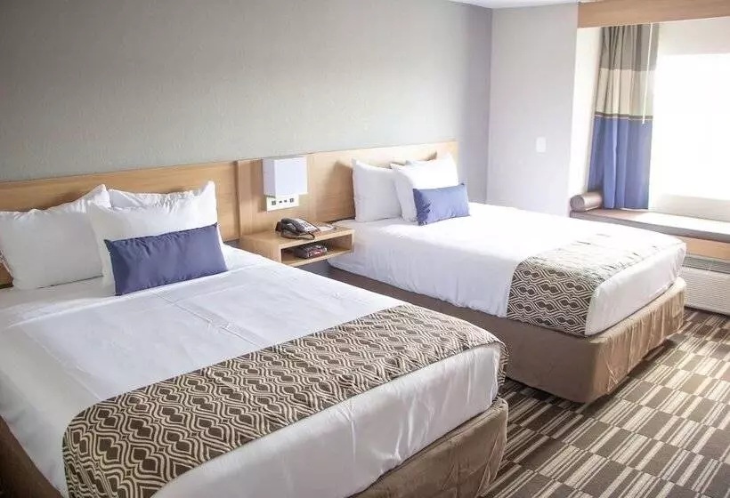 Microtel Inn & Suites By Wyndham Camp Lejeune/jacksonville