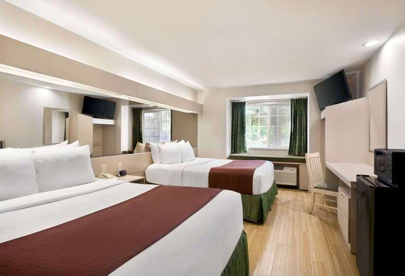 Microtel Inn & Suites Lodi