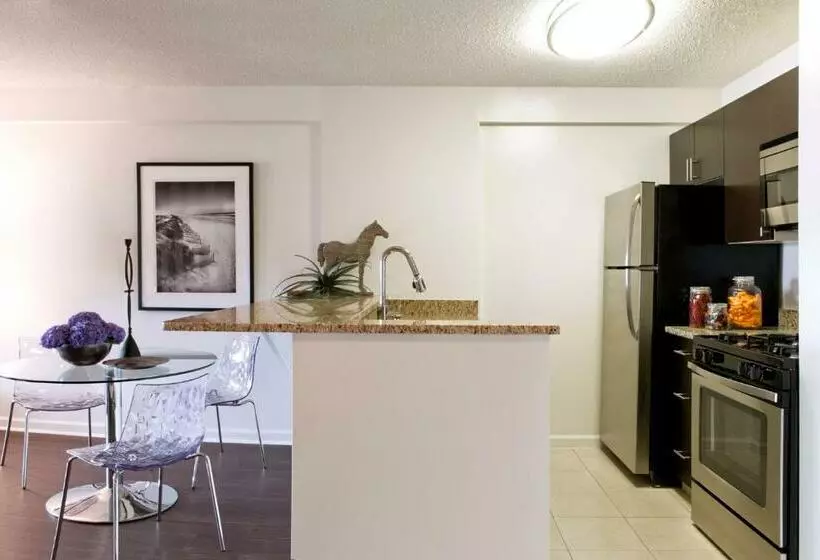Furnished Quarters At The Metro White Plains