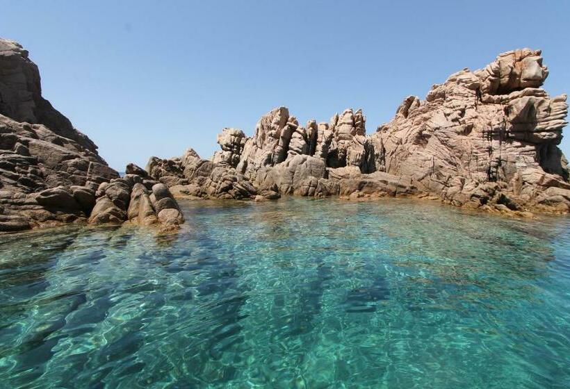 Costa Paradiso Resort