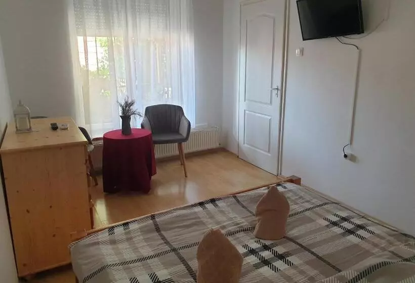 Főnix Panzió