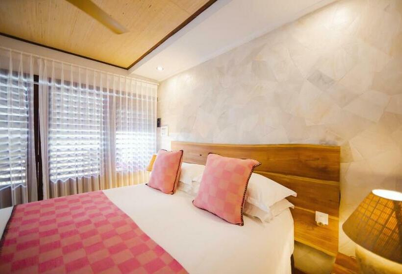 酒店 Bombora Medewi