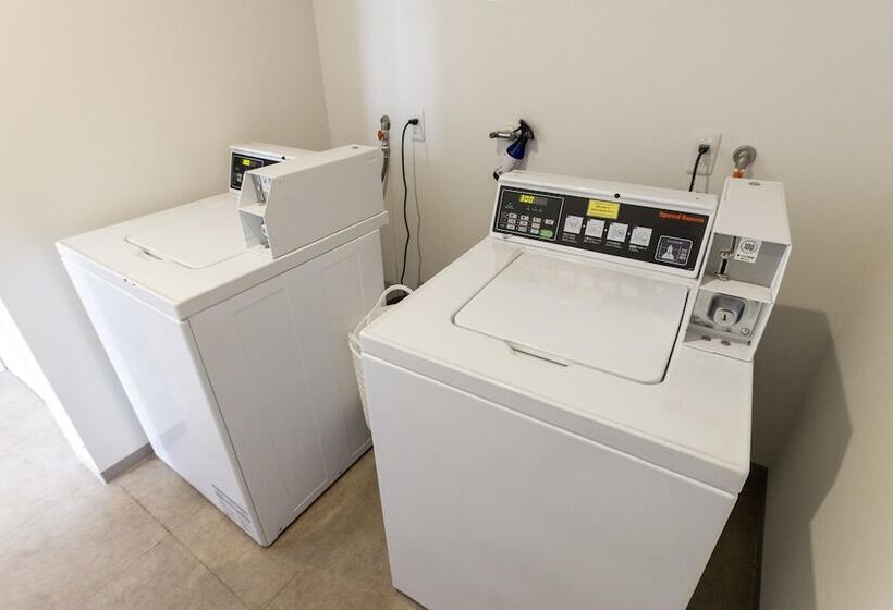 فندق Mr.kinjo En Ishigaki