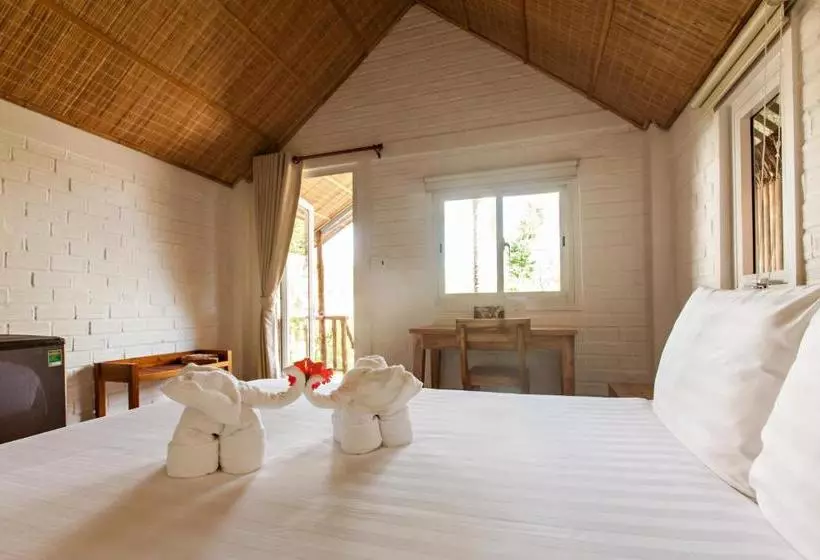 هتل Nha Minh Bungalow