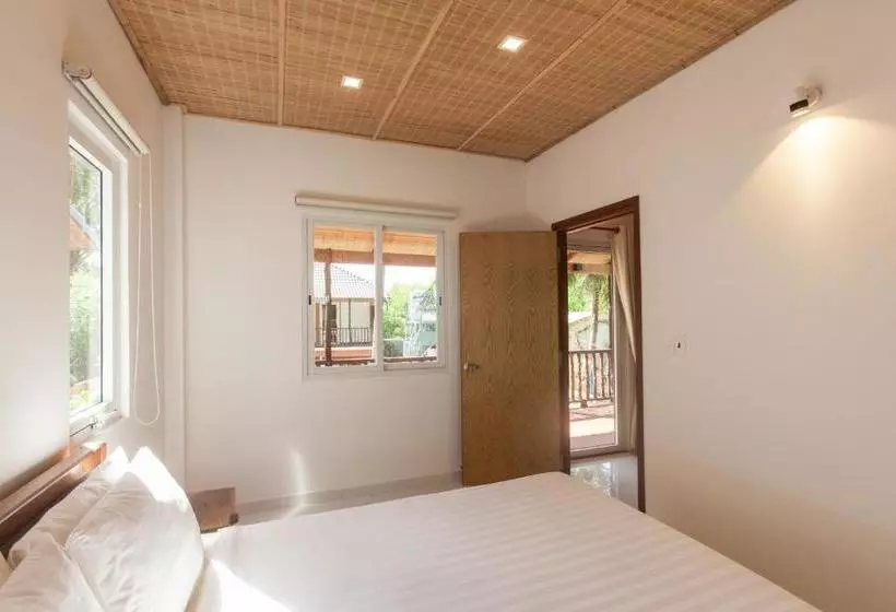 هتل Nha Minh Bungalow