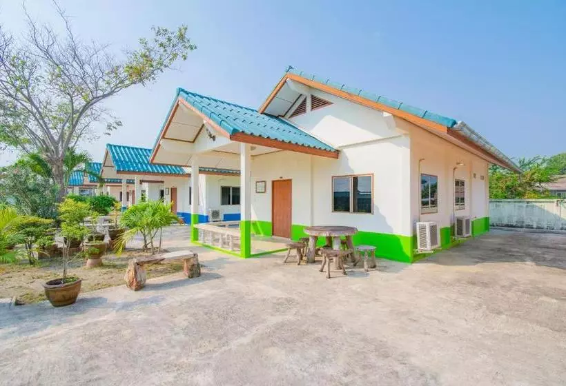 هتل Oyo 658 Peamsook Resort