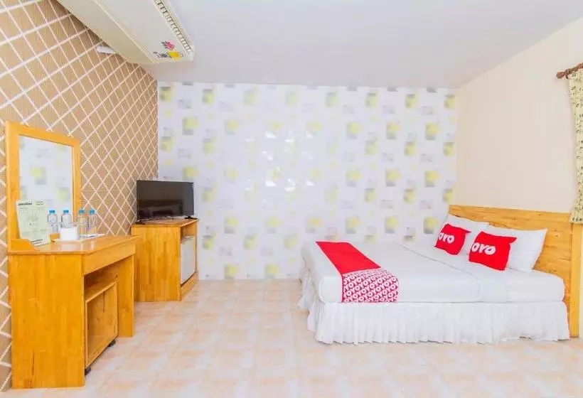 هتل Oyo 658 Peamsook Resort