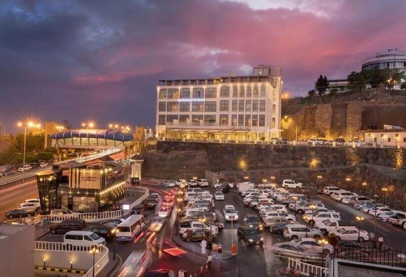 فندق Sarwat Park