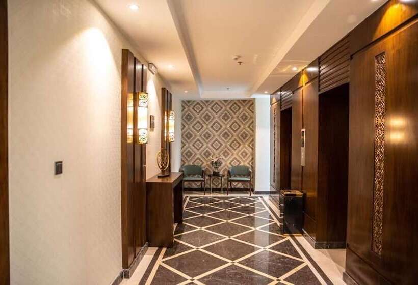 فندق Sarwat Park