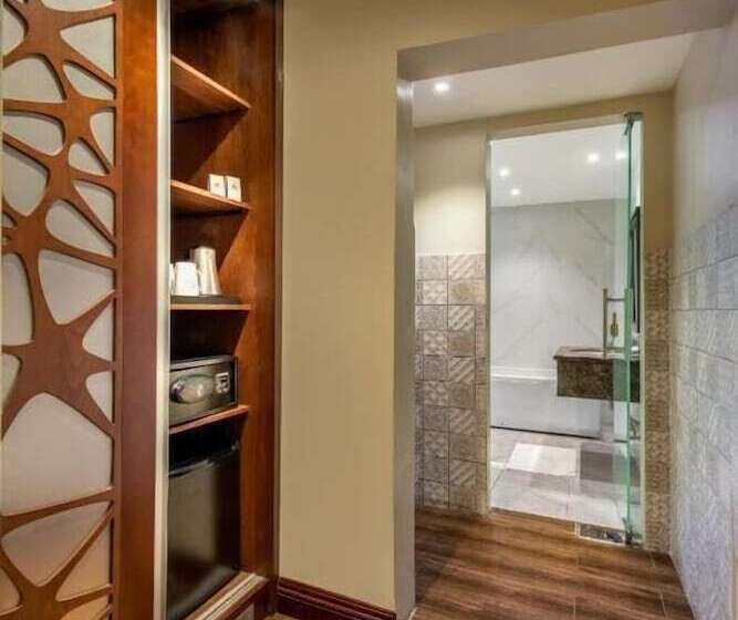 فندق Sarwat Park