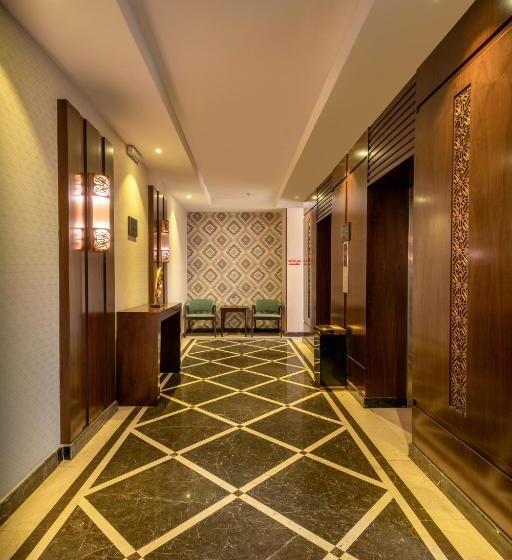 فندق Sarwat Park