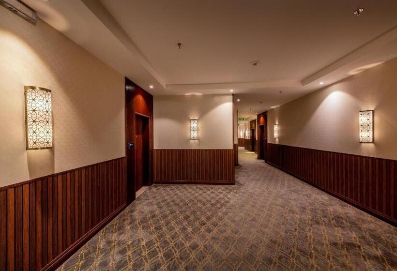 فندق Sarwat Park