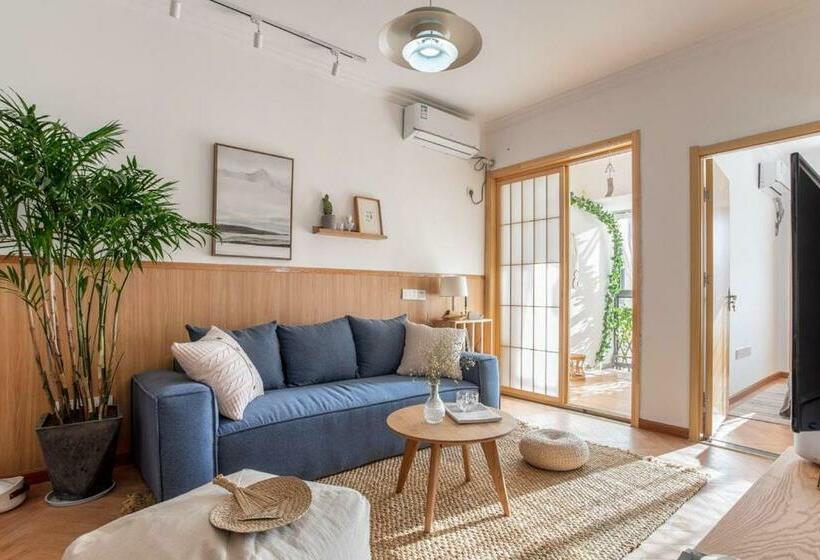 Отель Wuhan Jiangan·central Hospital·