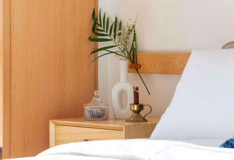 Отель Wuhan Jiangan·central Hospital·