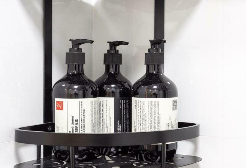 Отель Wuhan Jiangan·central Hospital·