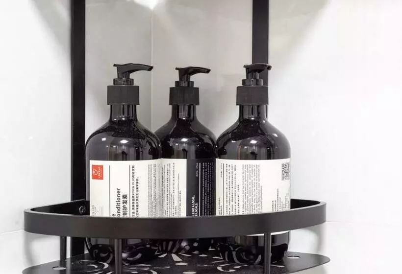 Hotelli Wuhan Jiangan·central Hospital·