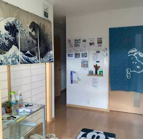 ペンション ゲストハウス宮崎 Guesthouse Miyazaki バックパッカー向け個室旅人宿 P有宮崎駅1km喫煙者不可