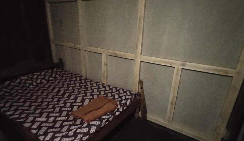 بنسيون Homestay Ponijo