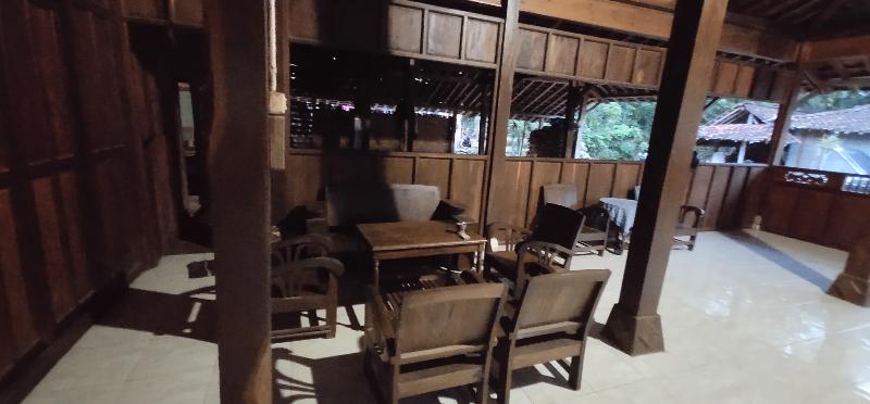 بنسيون Homestay Ponijo