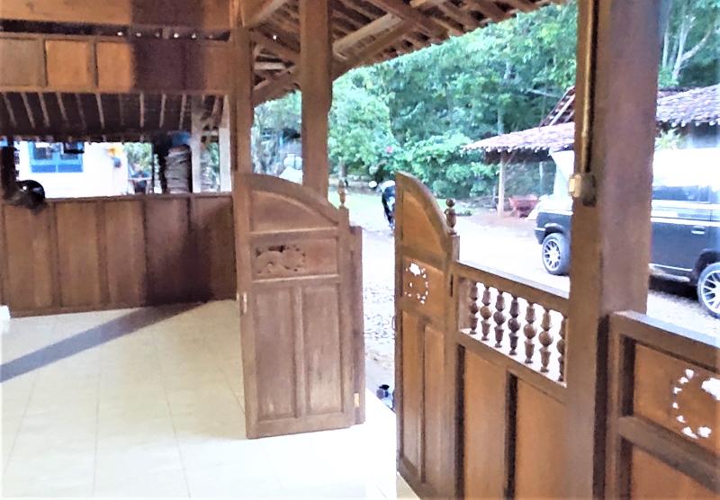 بنسيون Homestay Ponijo