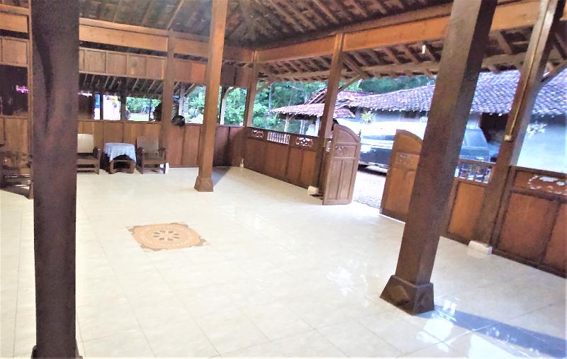 بنسيون Homestay Ponijo