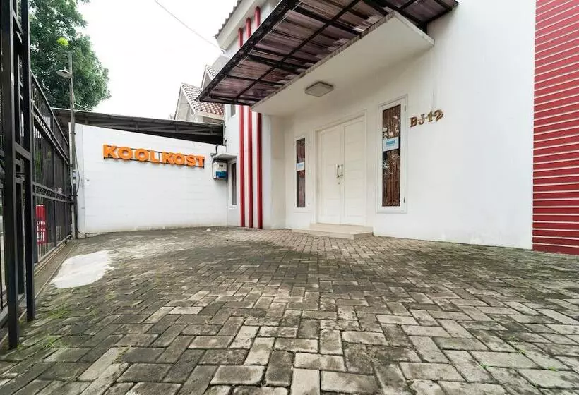 ペンション Koolkost Syariah Near Teraskota Bsd