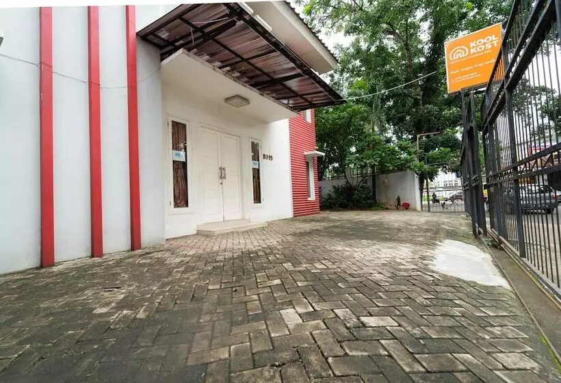 ペンション Koolkost Syariah Near Teraskota Bsd