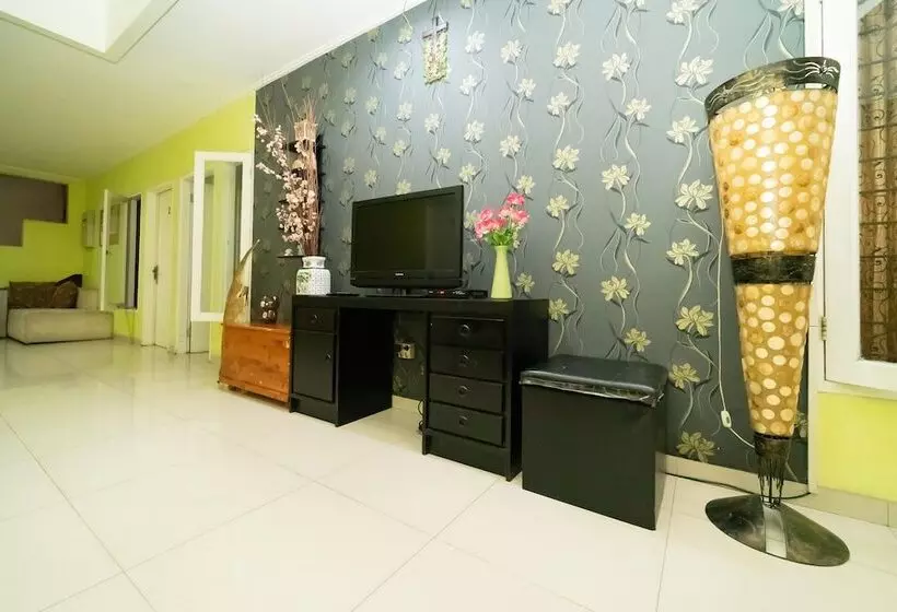 ペンション Koolkost Syariah Near Teraskota Bsd