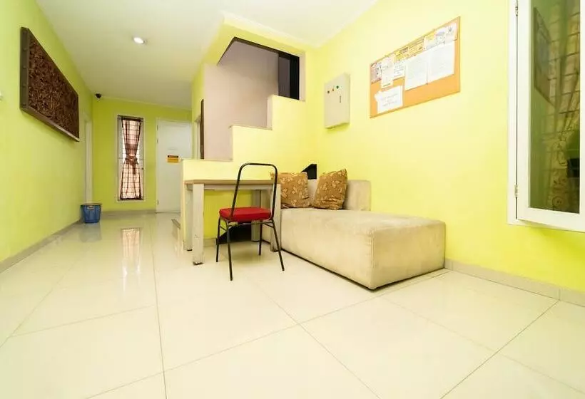 ペンション Koolkost Syariah Near Teraskota Bsd