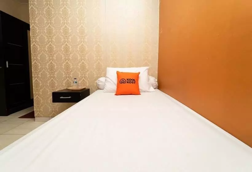ペンション Koolkost Syariah Near Teraskota Bsd