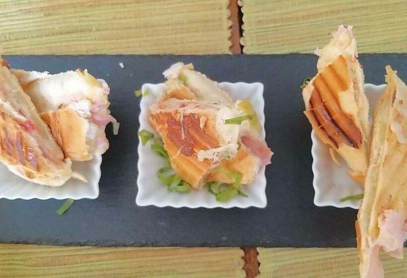 ペンション Lá Em Casa Guest House