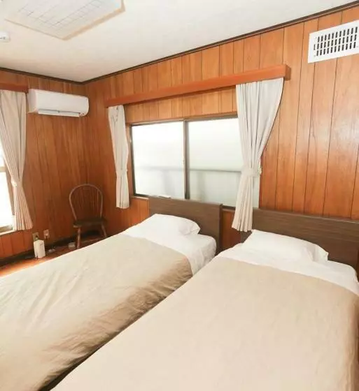 ペンション Lazyhouse 別邸