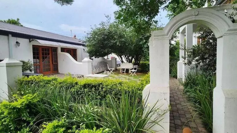 Majatalo Oak View Manor