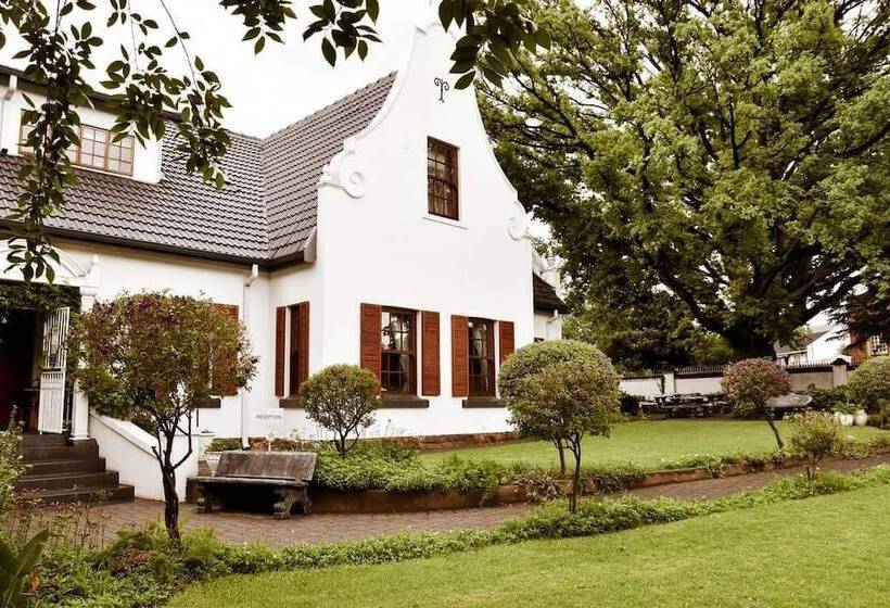 פנסיון Oak View Manor