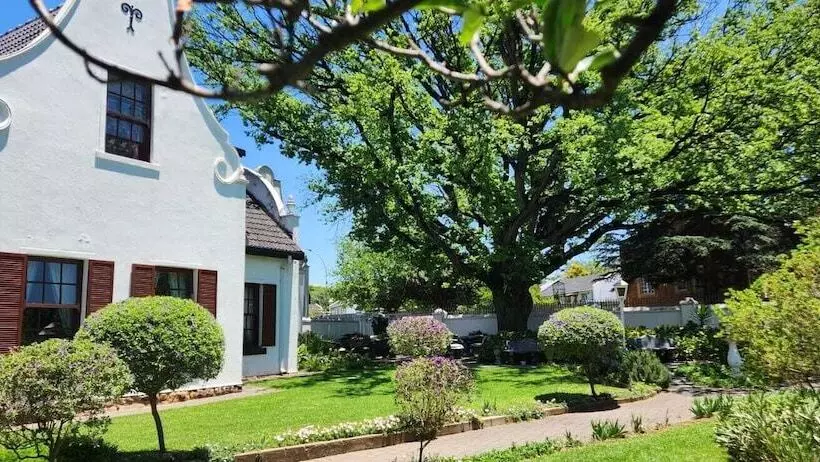 Majatalo Oak View Manor