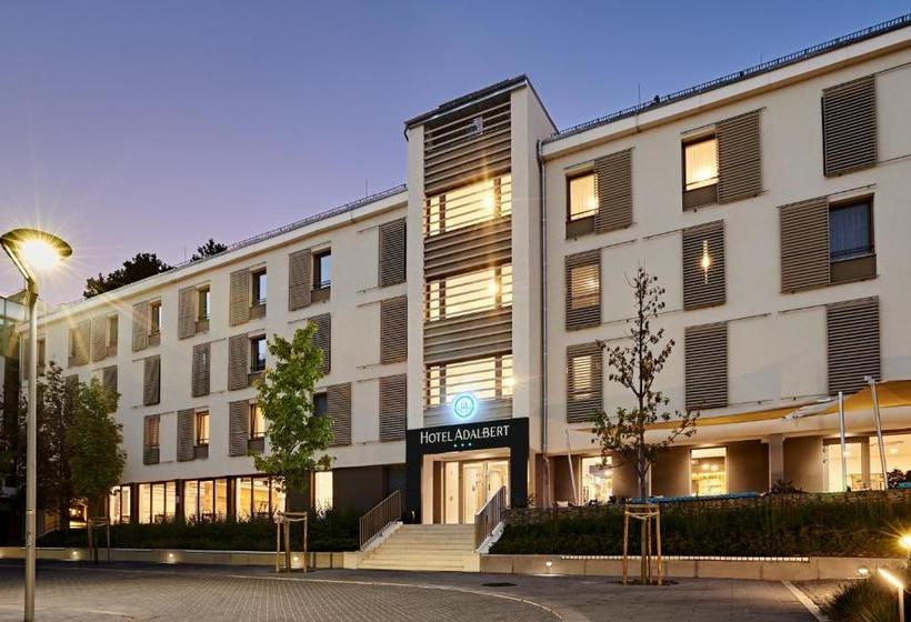 Отель Adalbert Szent Tamás Ház