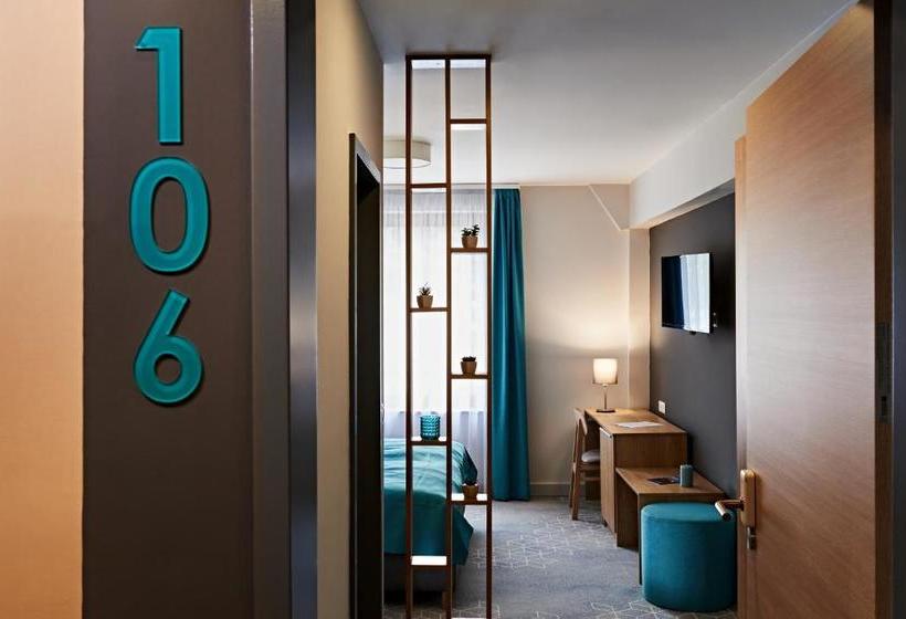 Отель Adalbert Szent Tamás Ház