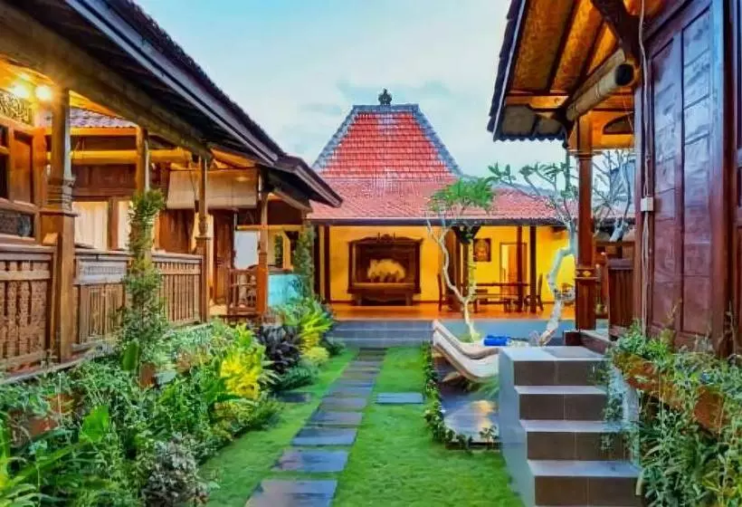 ホテル And Villa B52 Gili Air