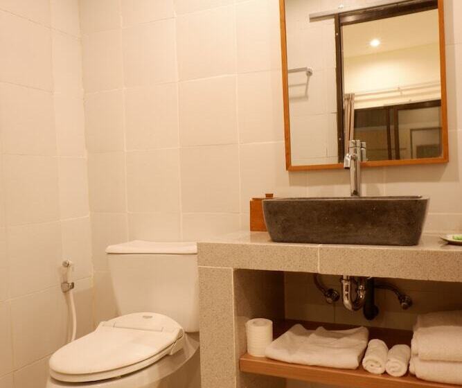 ホテル And Villa B52 Gili Air