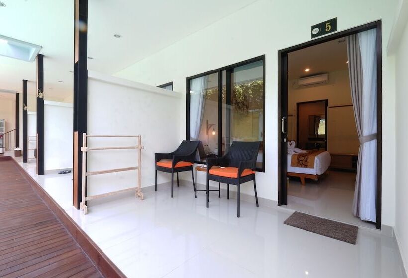 ホテル And Villa B52 Gili Air