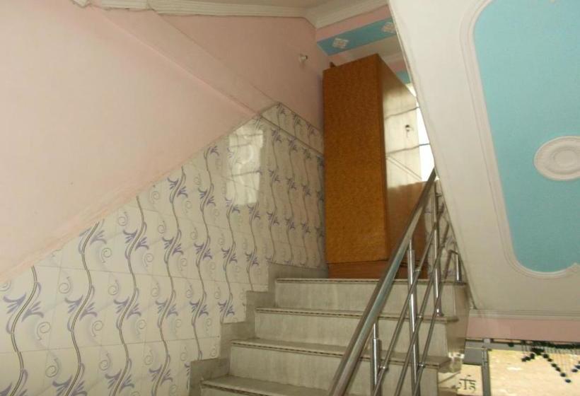 בית מלון כפרי Deluxe Stay Near Isbt