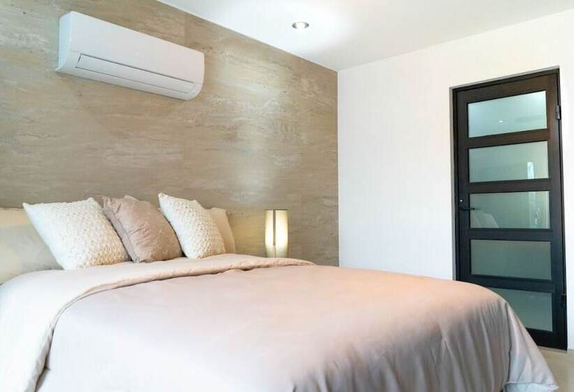 فندق Econosuites Fundidora